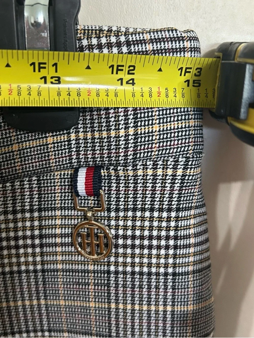Tommy Hilfiger Gray Glen Plaid Slim Fit Pants Size 12 Like New - Picture 4 of 8